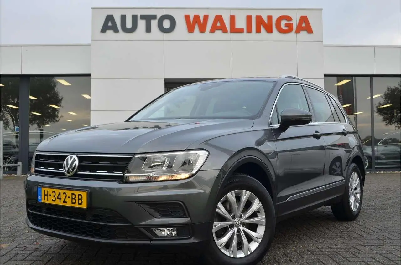 Photo 1 : Volkswagen Tiguan 2020 Essence