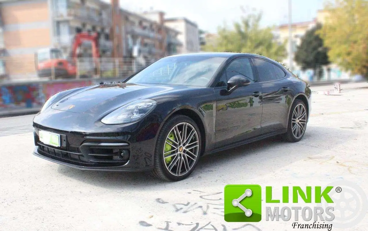 Photo 1 : Porsche Panamera 2022 Hybrid