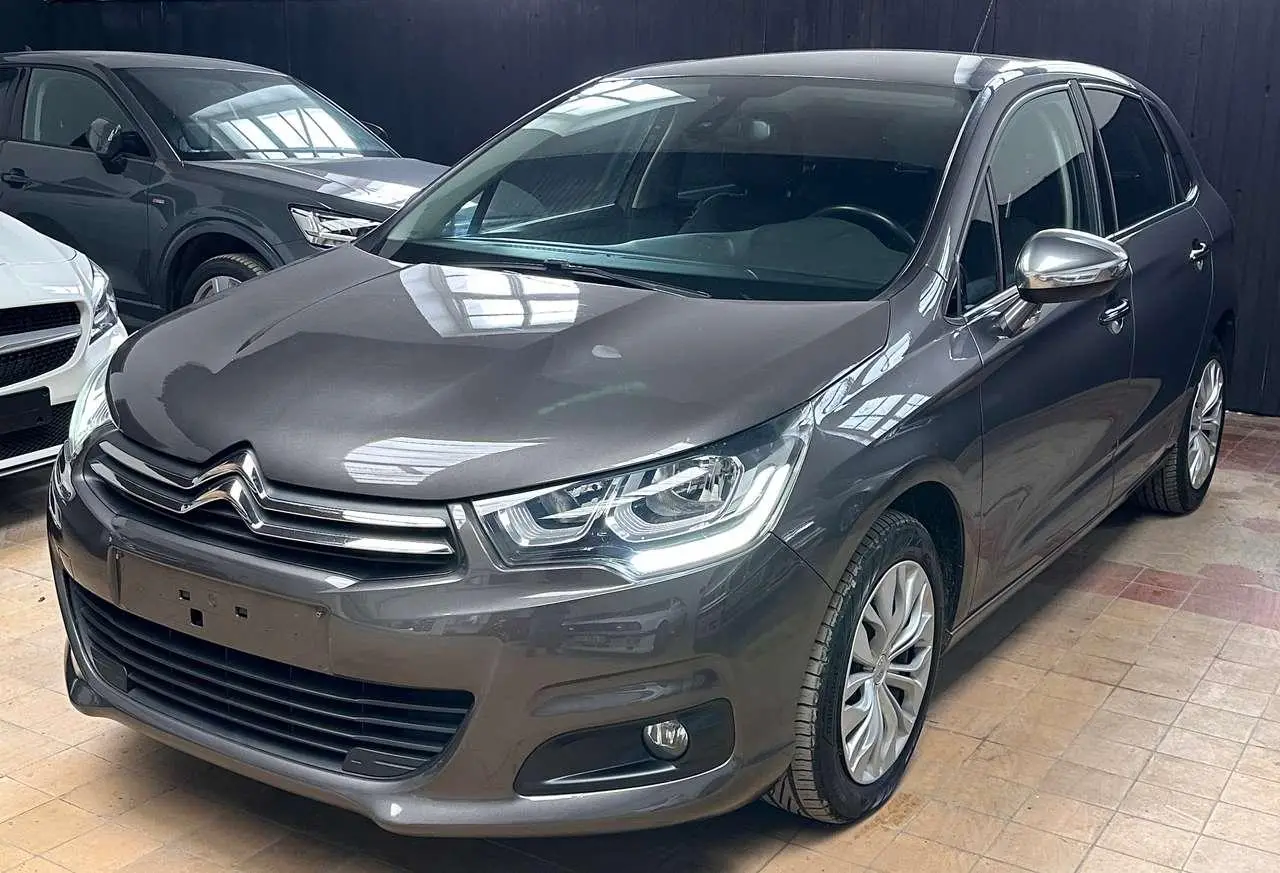 Photo 1 : Citroen C4 2015 Essence