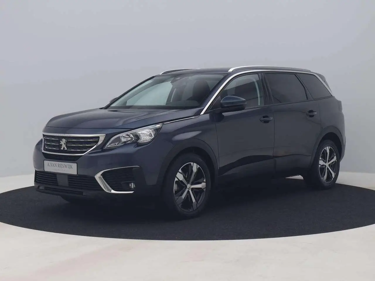 Photo 1 : Peugeot 5008 2019 Essence