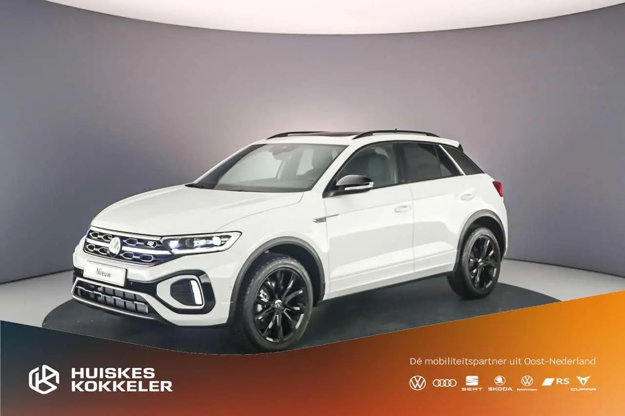 Photo 1 : Volkswagen T-roc 2024 Petrol