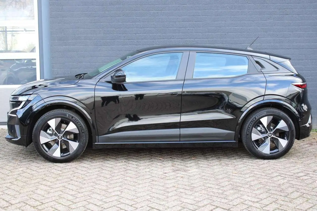 Photo 1 : Renault Megane 2024 Électrique