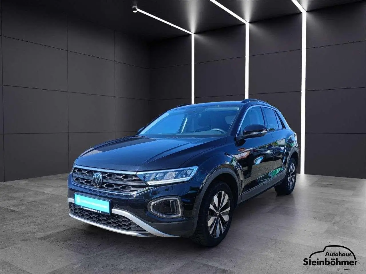 Photo 1 : Volkswagen T-roc 2023 Petrol