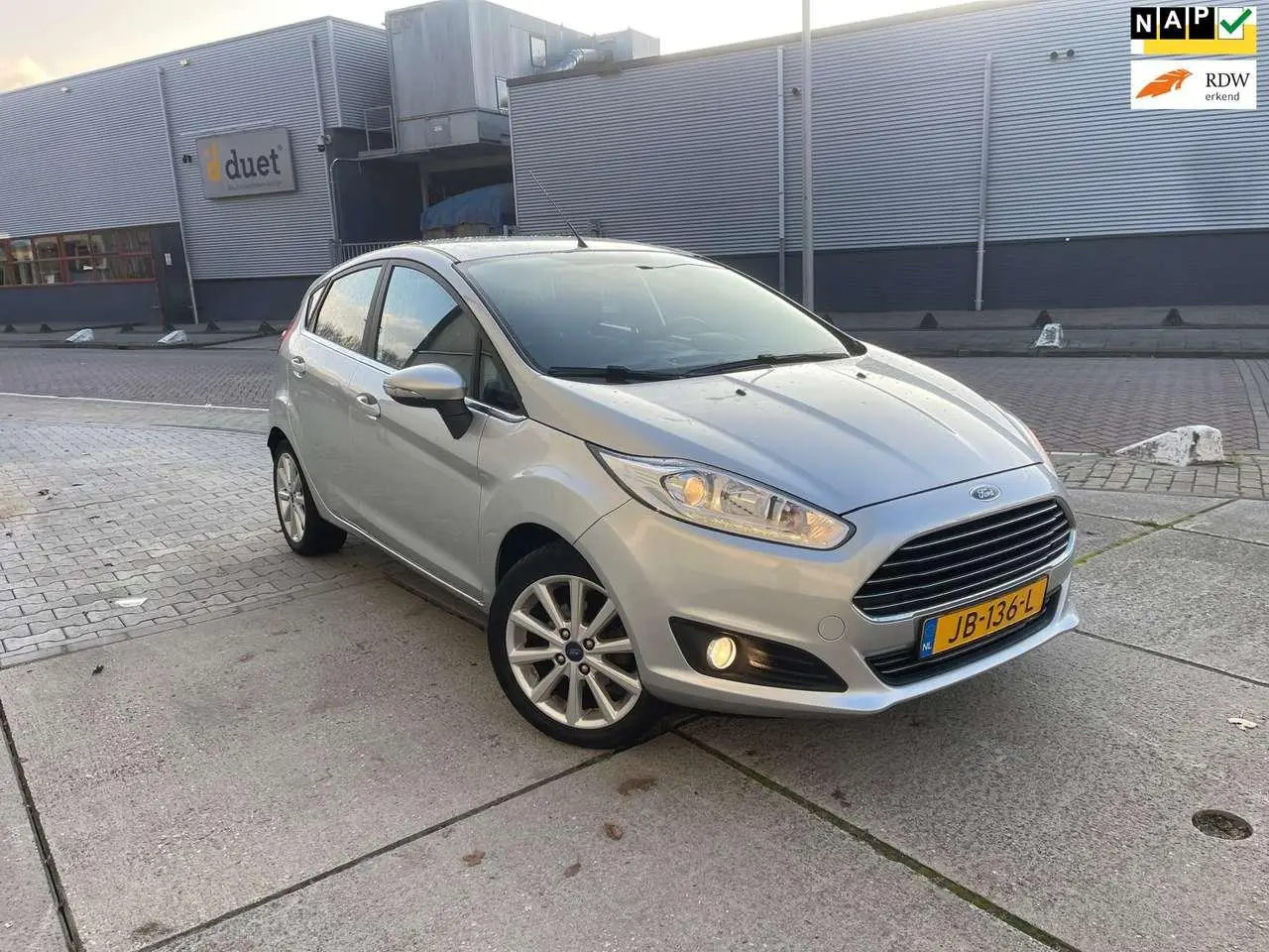 Photo 1 : Ford Fiesta 2016 Petrol