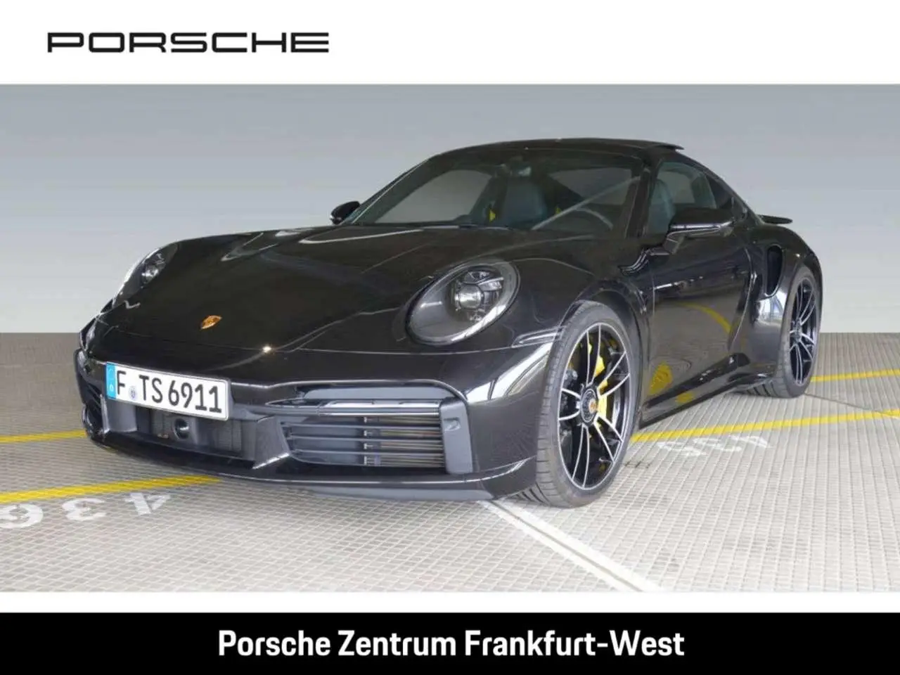 Photo 1 : Porsche 992 2023 Essence