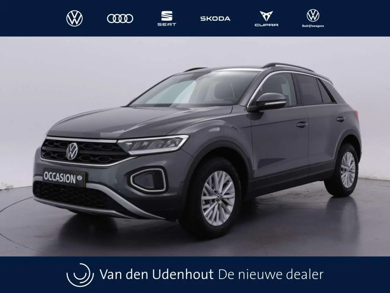 Photo 1 : Volkswagen T-roc 2022 Essence