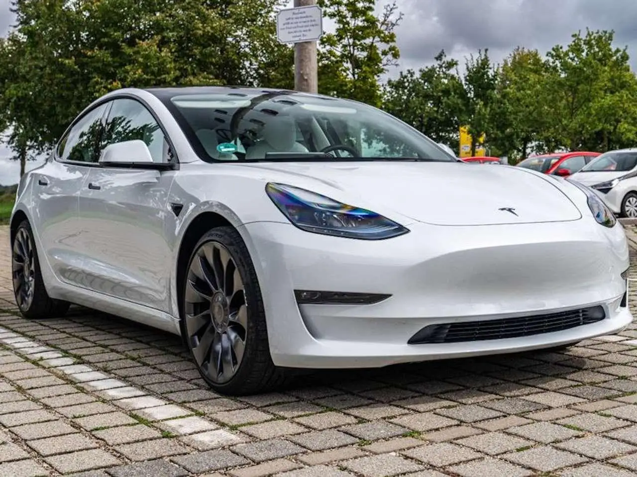 Photo 1 : Tesla Model 3 2023 Electric