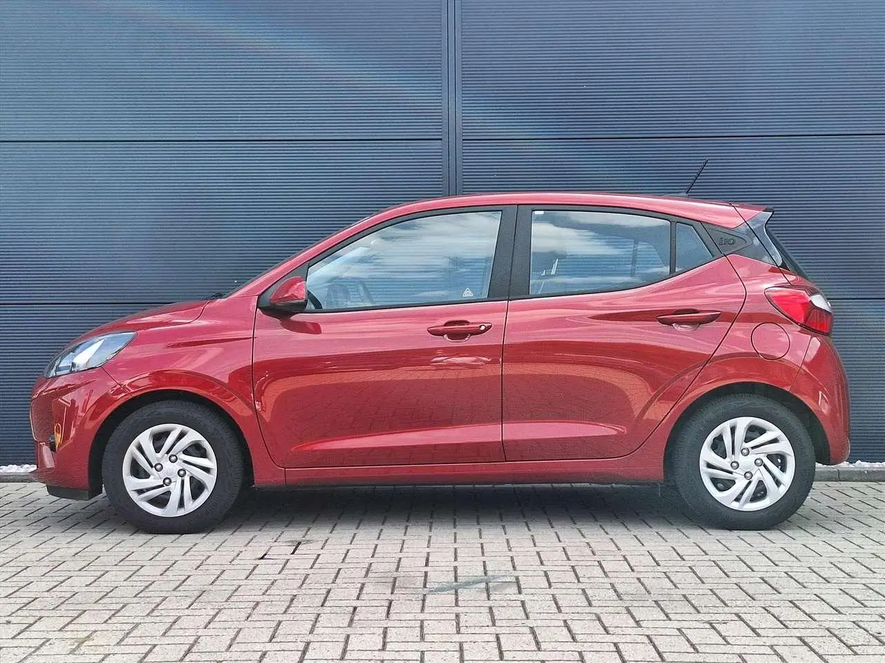 Photo 1 : Hyundai I10 2024 Essence