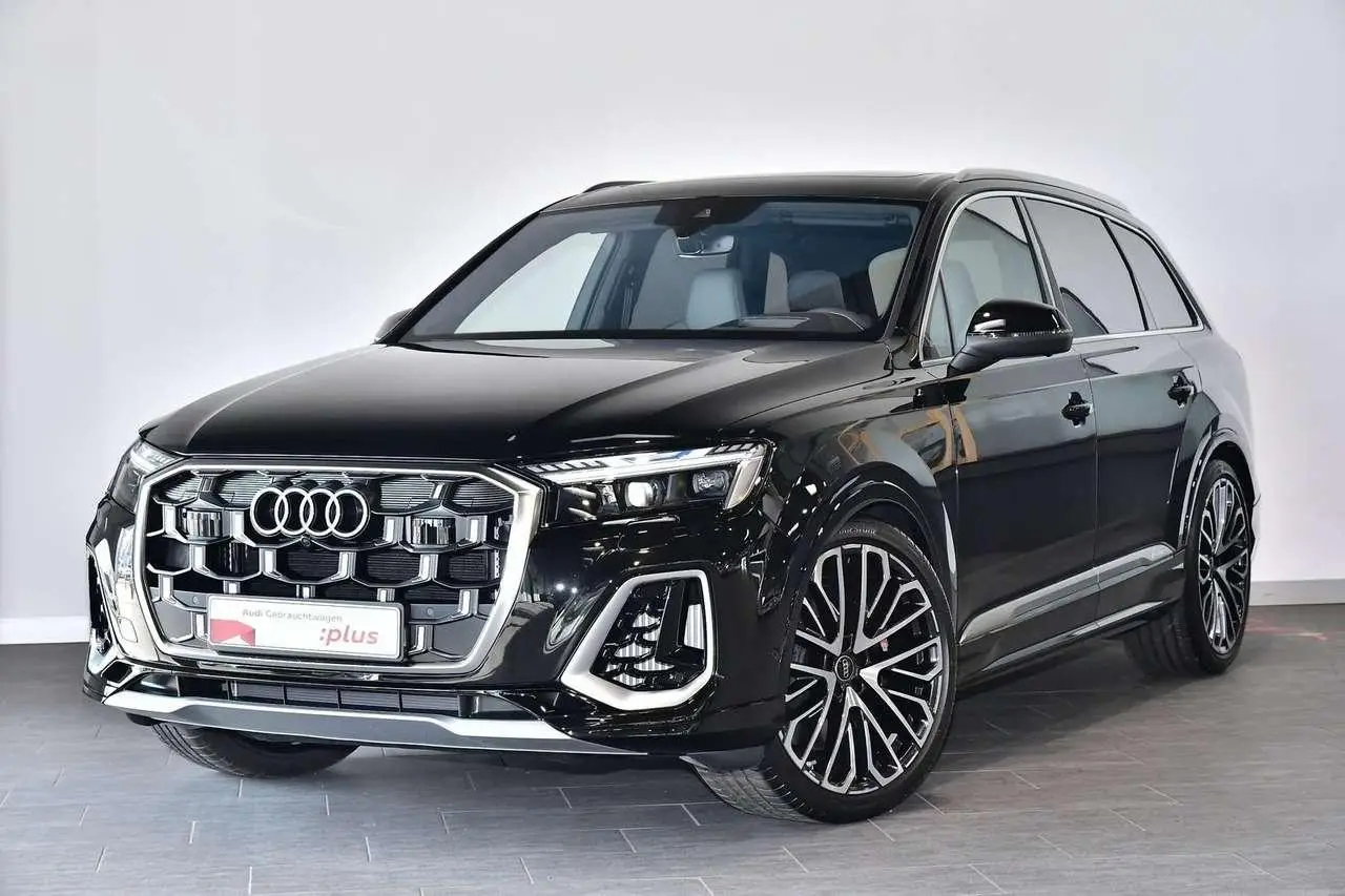 Photo 1 : Audi Sq7 2024 Essence