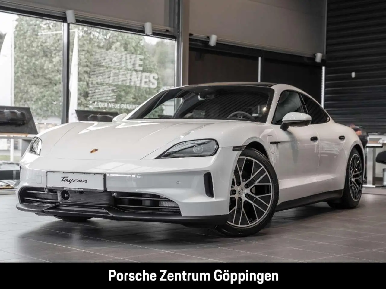 Photo 1 : Porsche Taycan 2024 Électrique