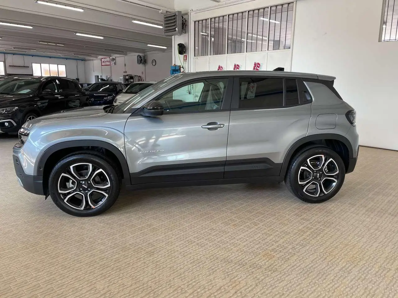 Photo 1 : Jeep Avenger 2024 Essence