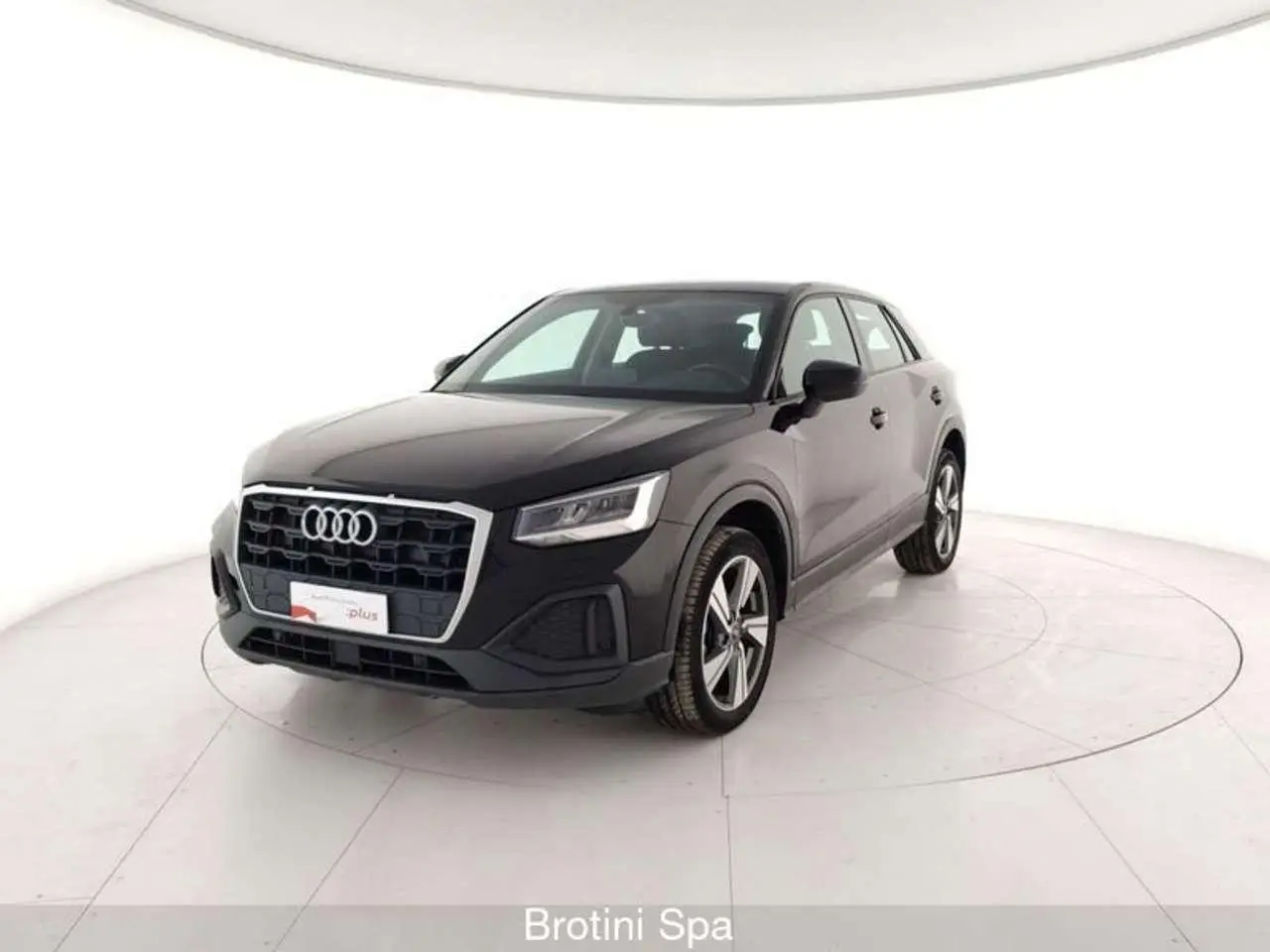 Photo 1 : Audi Q2 2021 Diesel