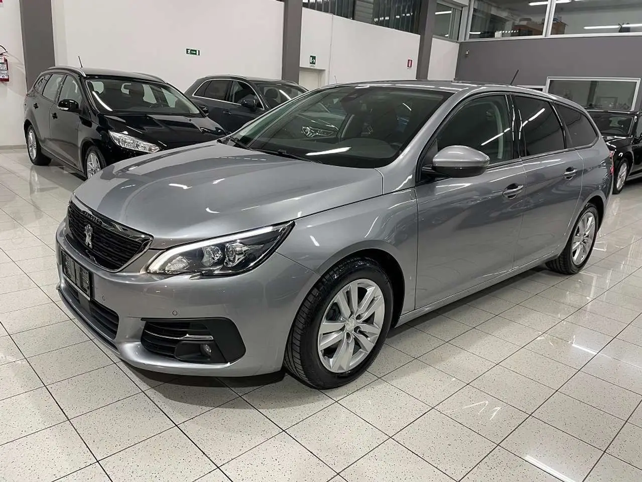 Photo 1 : Peugeot 308 2018 Diesel