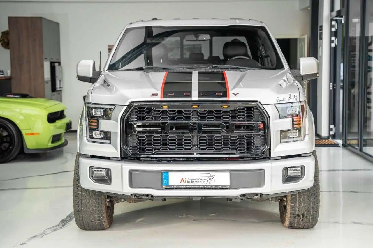 Photo 1 : Ford F150 2018 Essence