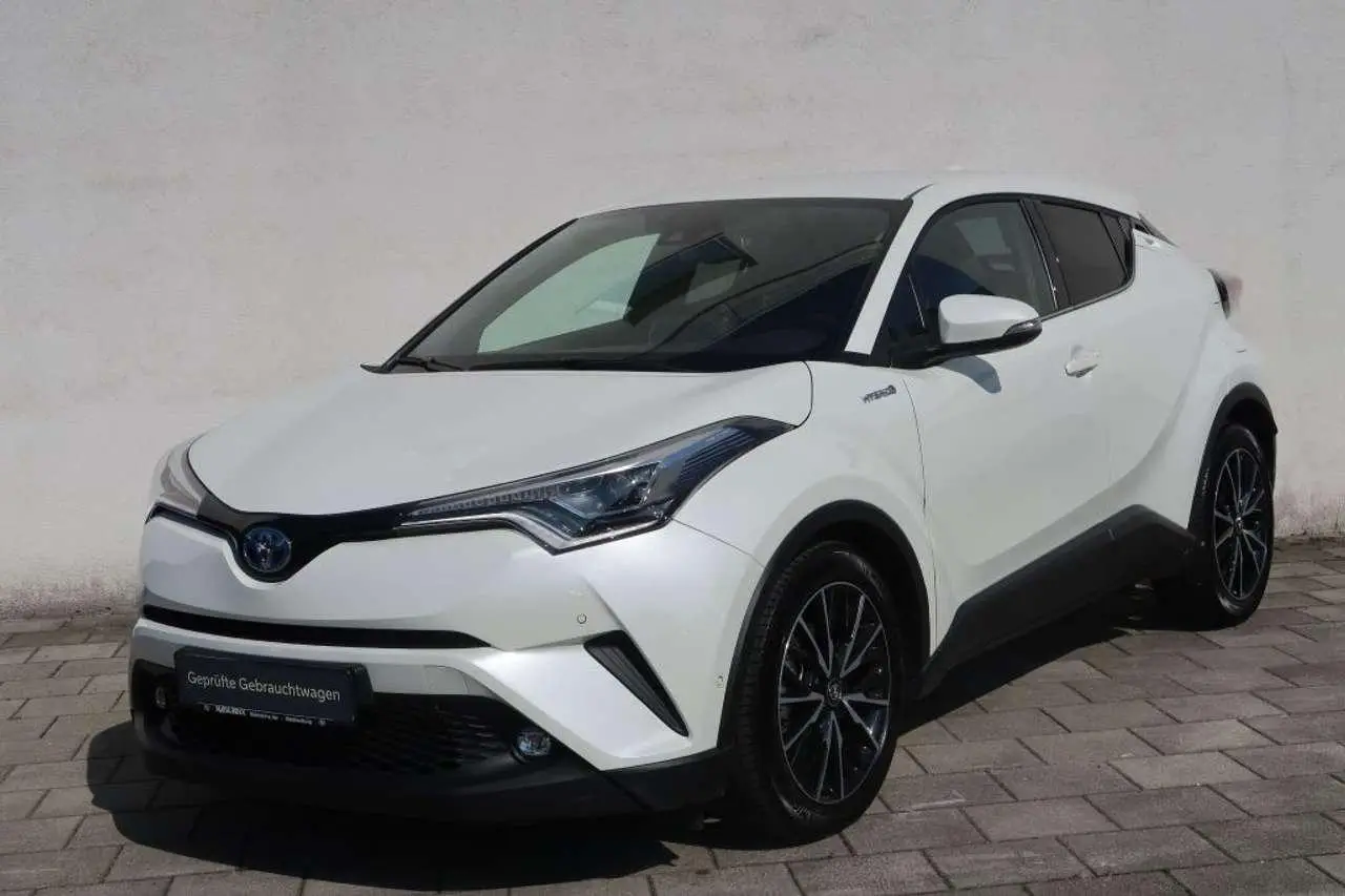 Photo 1 : Toyota C-hr 2017 Hybrid