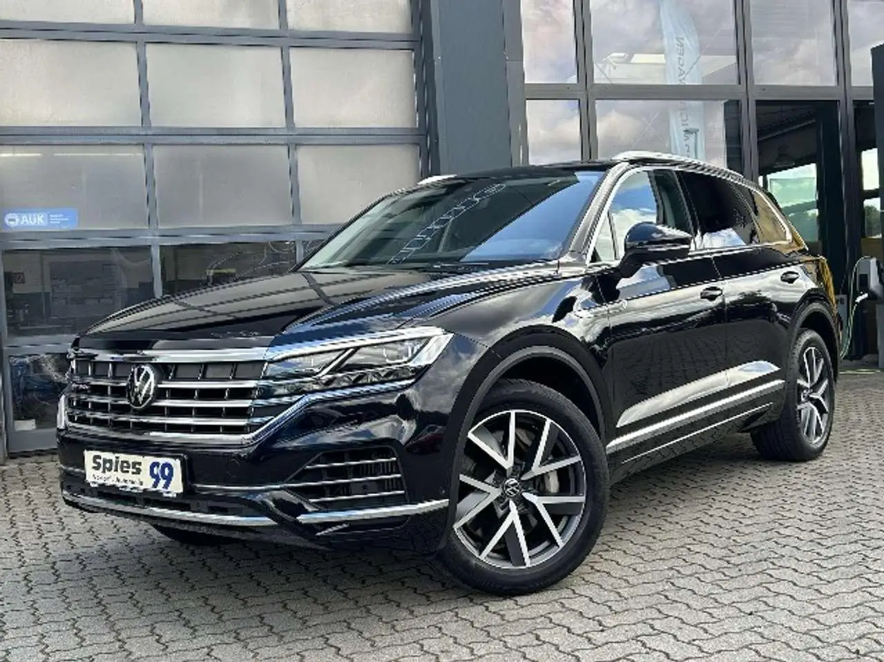 Photo 1 : Volkswagen Touareg 2021 Hybrid