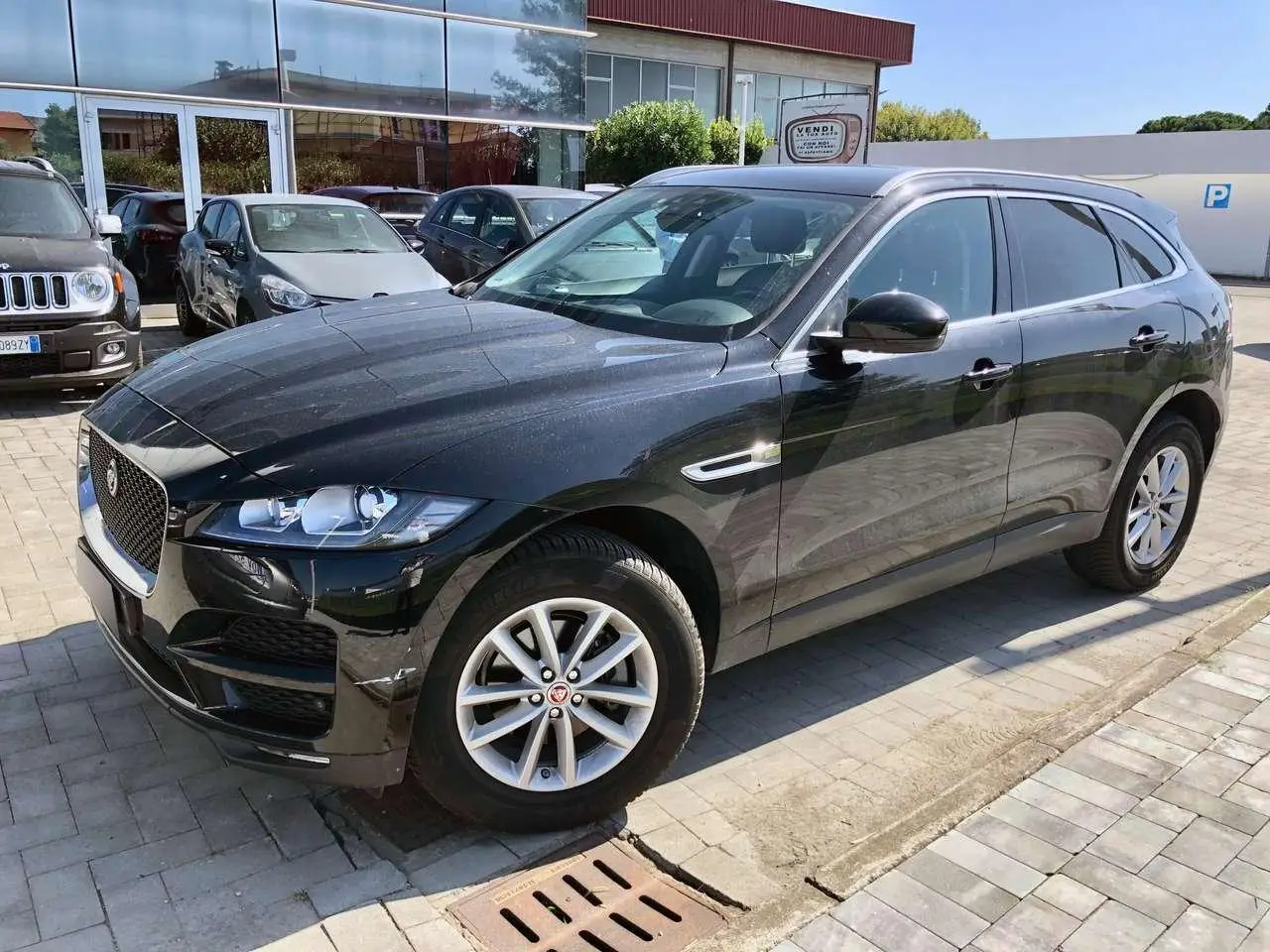 Photo 1 : Jaguar F-pace 2019 Diesel