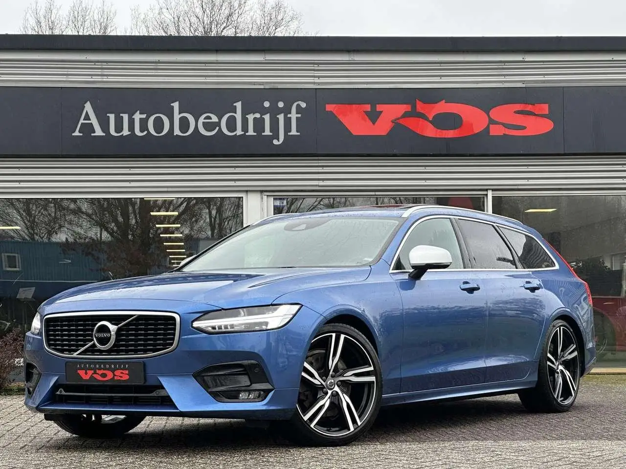 Photo 1 : Volvo V90 2020 Petrol