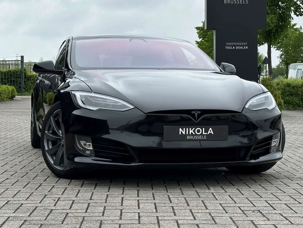 Photo 1 : Tesla Model S 2019 Électrique