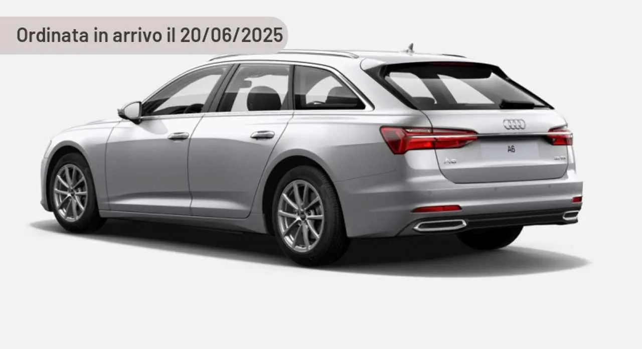 Photo 1 : Audi A6 2024 Hybride