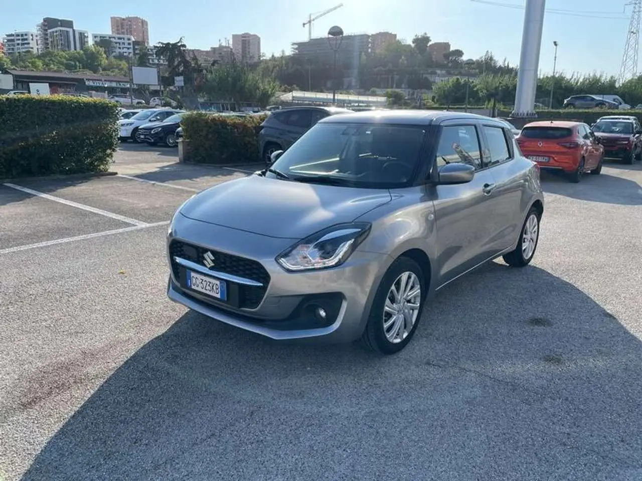 Photo 1 : Suzuki Swift 2021 Hybride