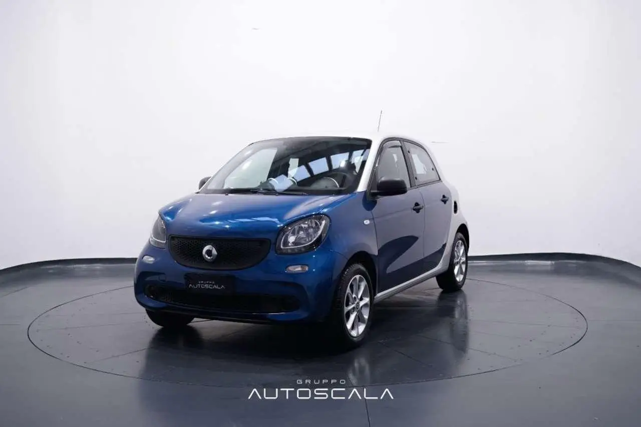 Photo 1 : Smart Forfour 2016 Petrol