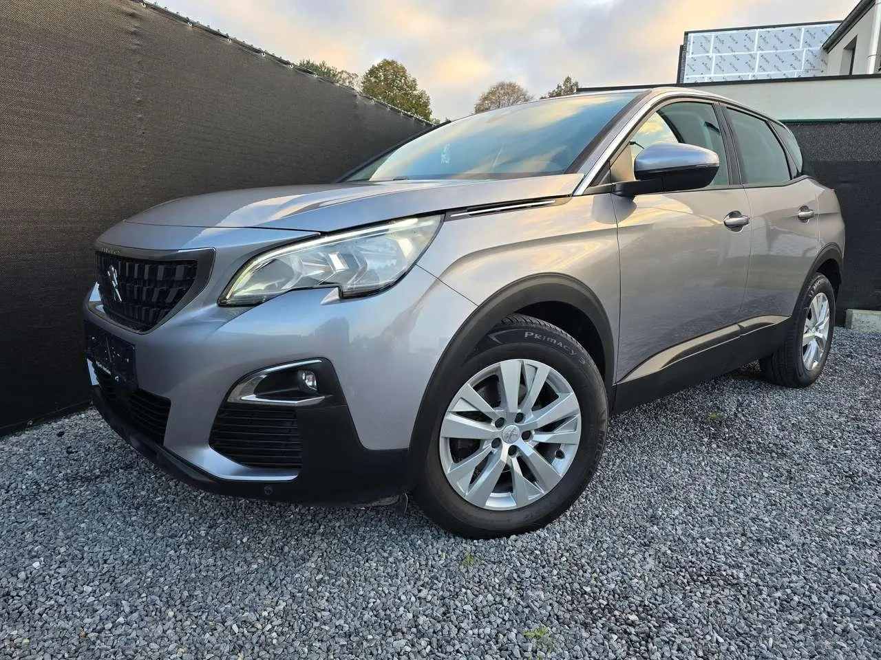 Photo 1 : Peugeot 3008 2018 Essence