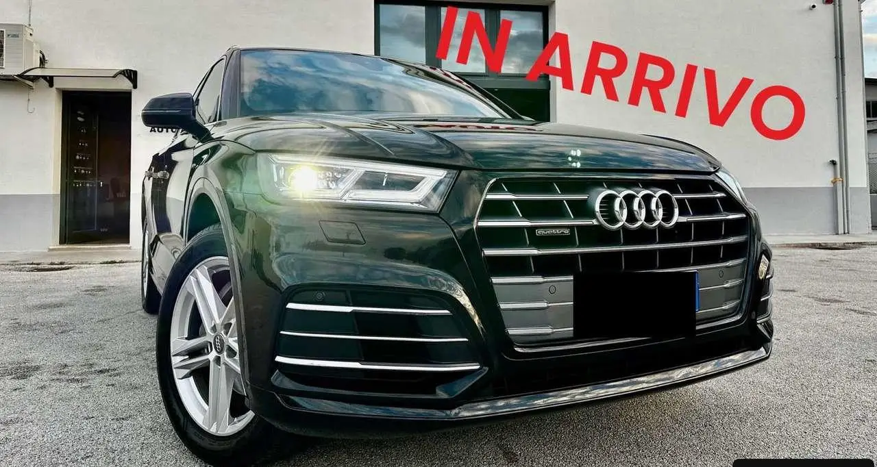 Photo 1 : Audi Q5 2019 Diesel