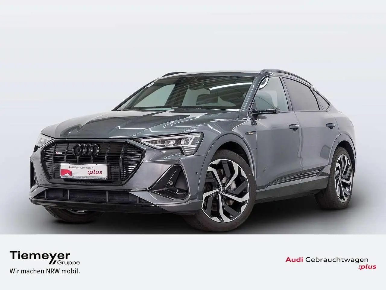 Photo 1 : Audi E-tron 2021 Électrique