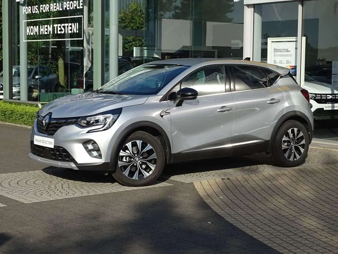 Photo 1 : Renault Captur 2023 Hybrid