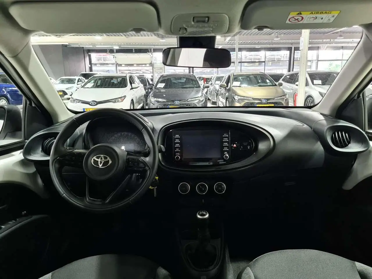 Photo 1 : Toyota Aygo X 2022 Essence