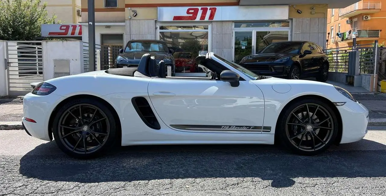 Photo 1 : Porsche Boxster 2021 Petrol