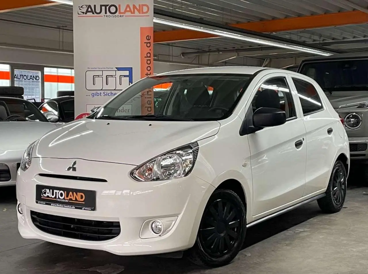 Photo 1 : Mitsubishi Space Star 2015 Petrol