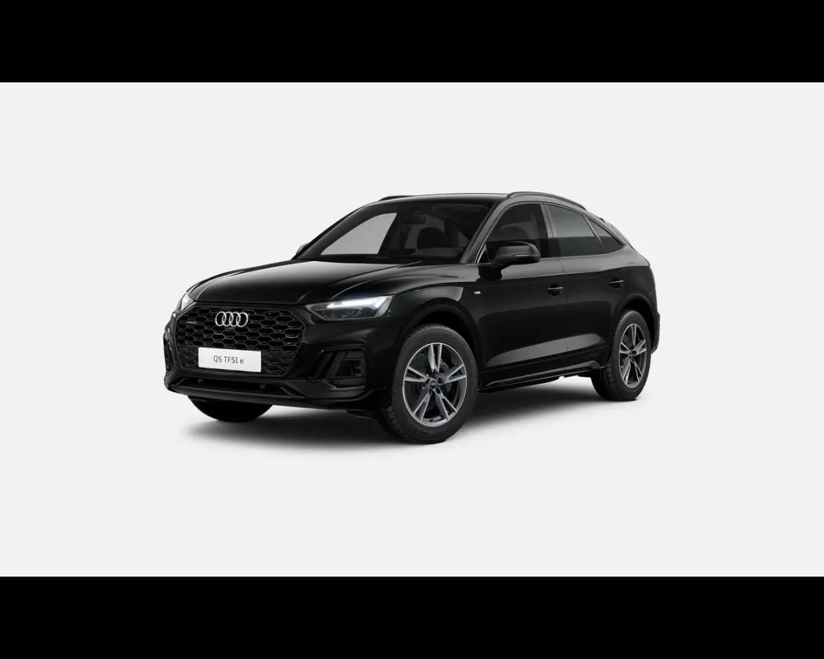 Photo 1 : Audi Q5 2024 Hybride