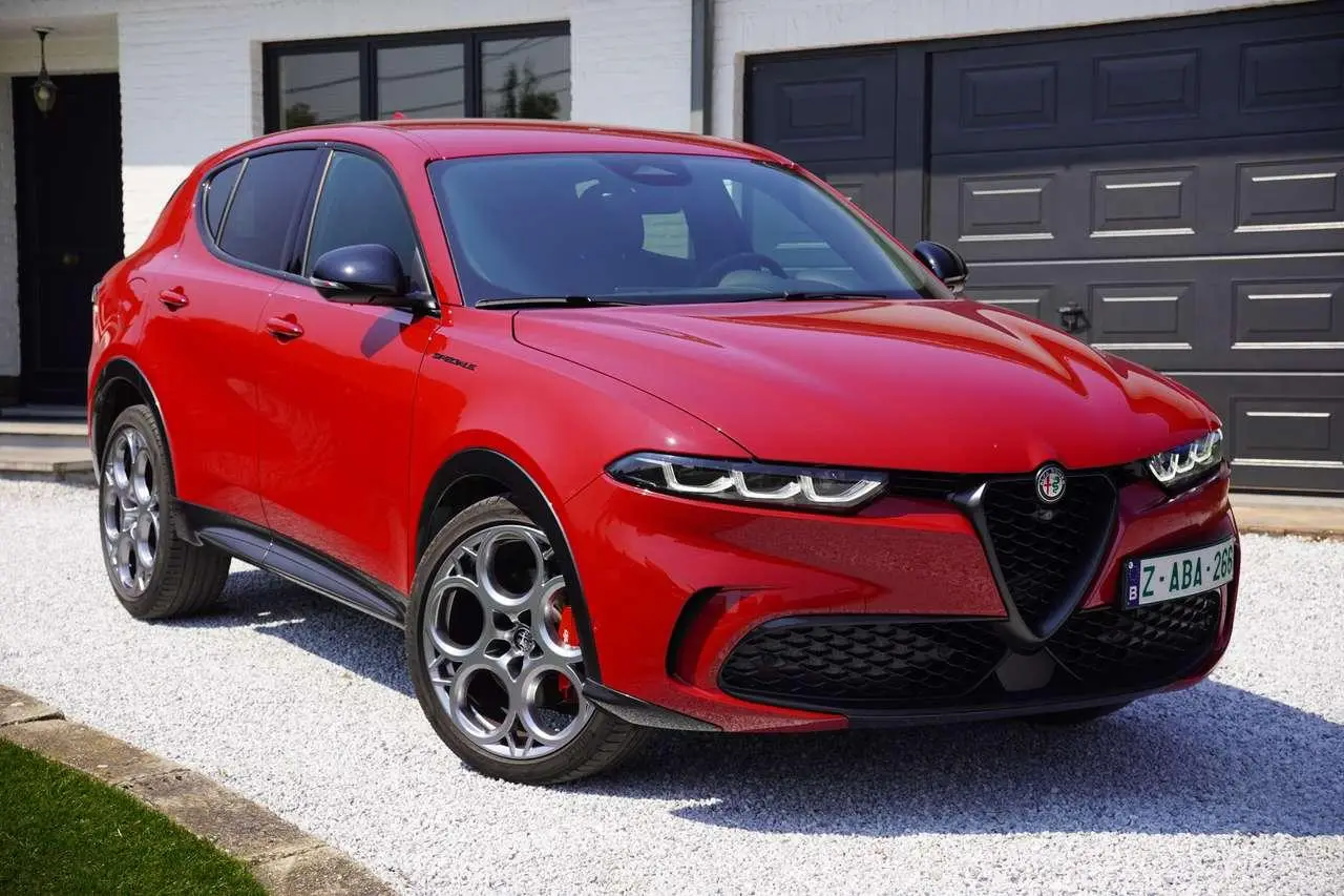 Photo 1 : Alfa Romeo Tonale 2023 Hybrid