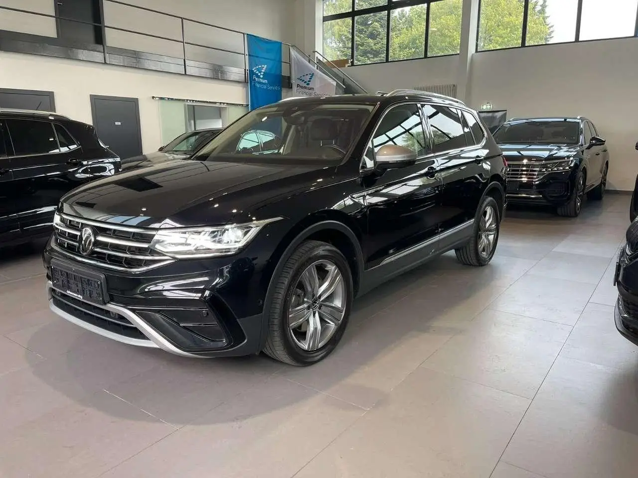 Photo 1 : Volkswagen Tiguan 2022 Essence