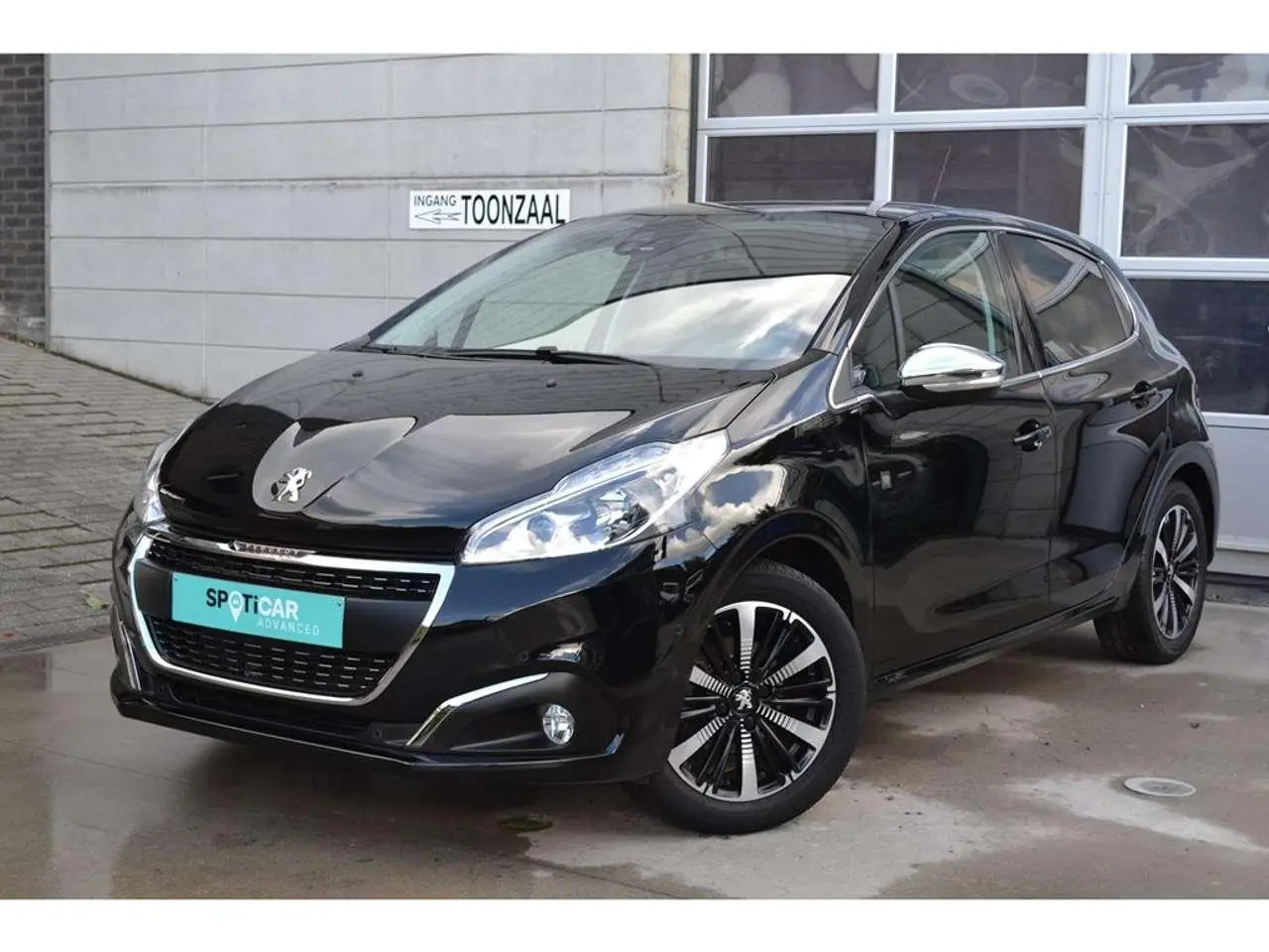 Photo 1 : Peugeot 208 2019 Petrol