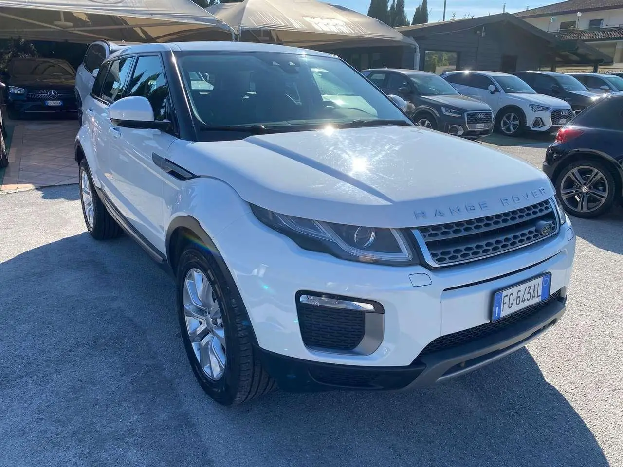 Photo 1 : Land Rover Range Rover Evoque 2017 Diesel