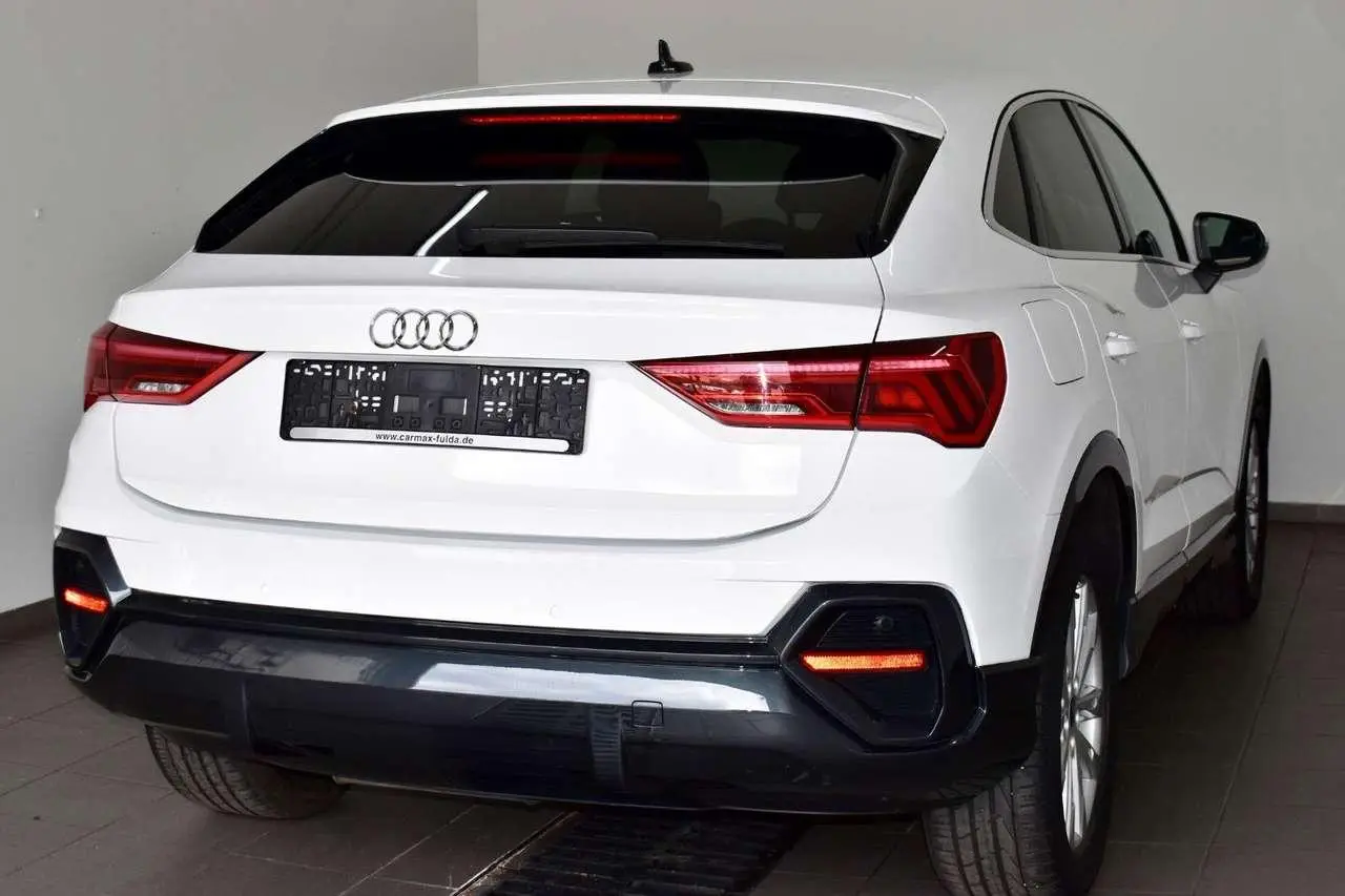 Photo 1 : Audi Q3 2020 Diesel