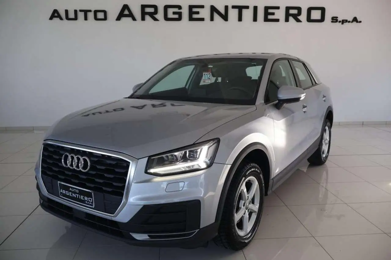 Photo 1 : Audi Q2 2020 Diesel