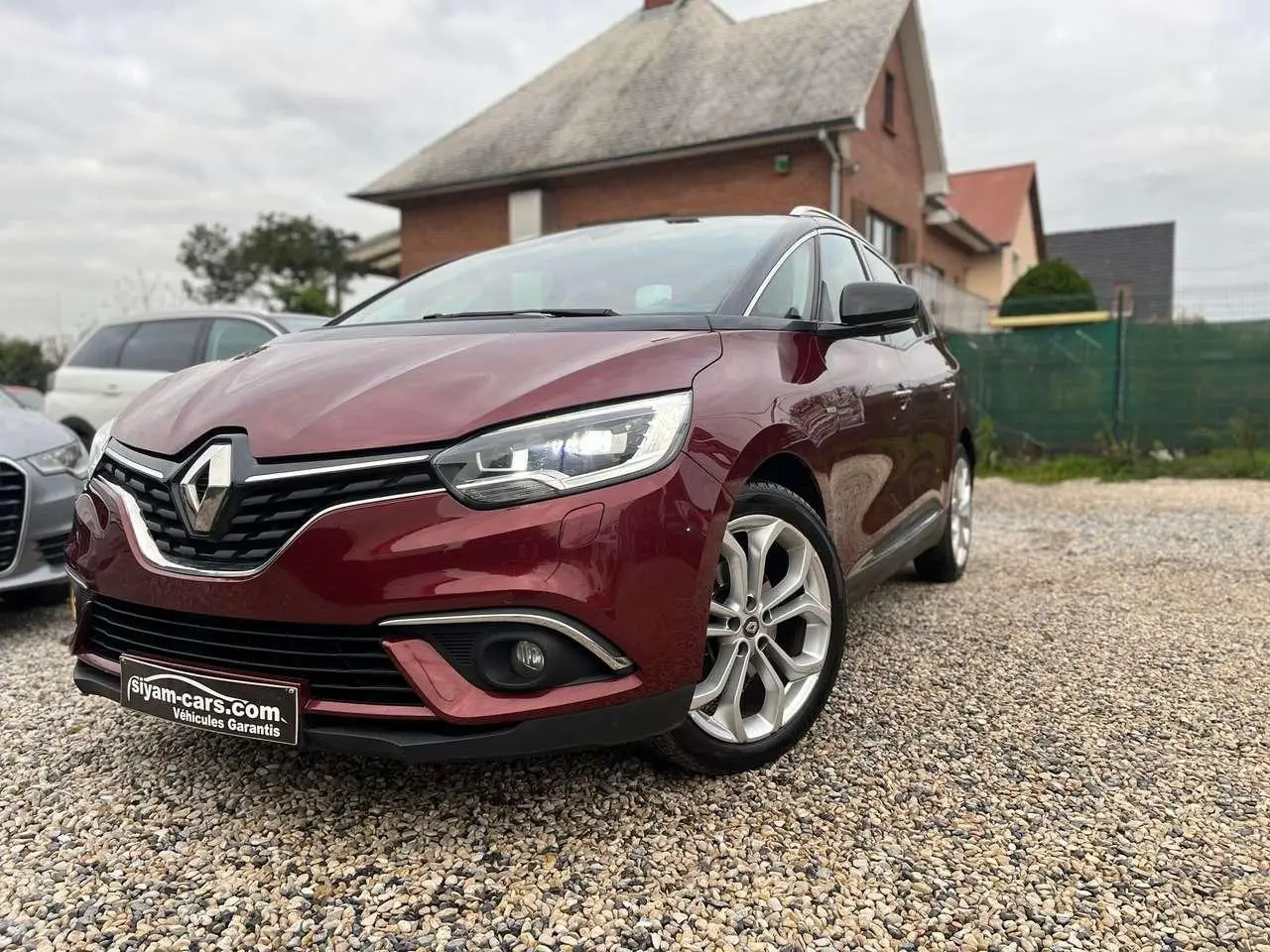 Photo 1 : Renault Grand Scenic 2017 Diesel