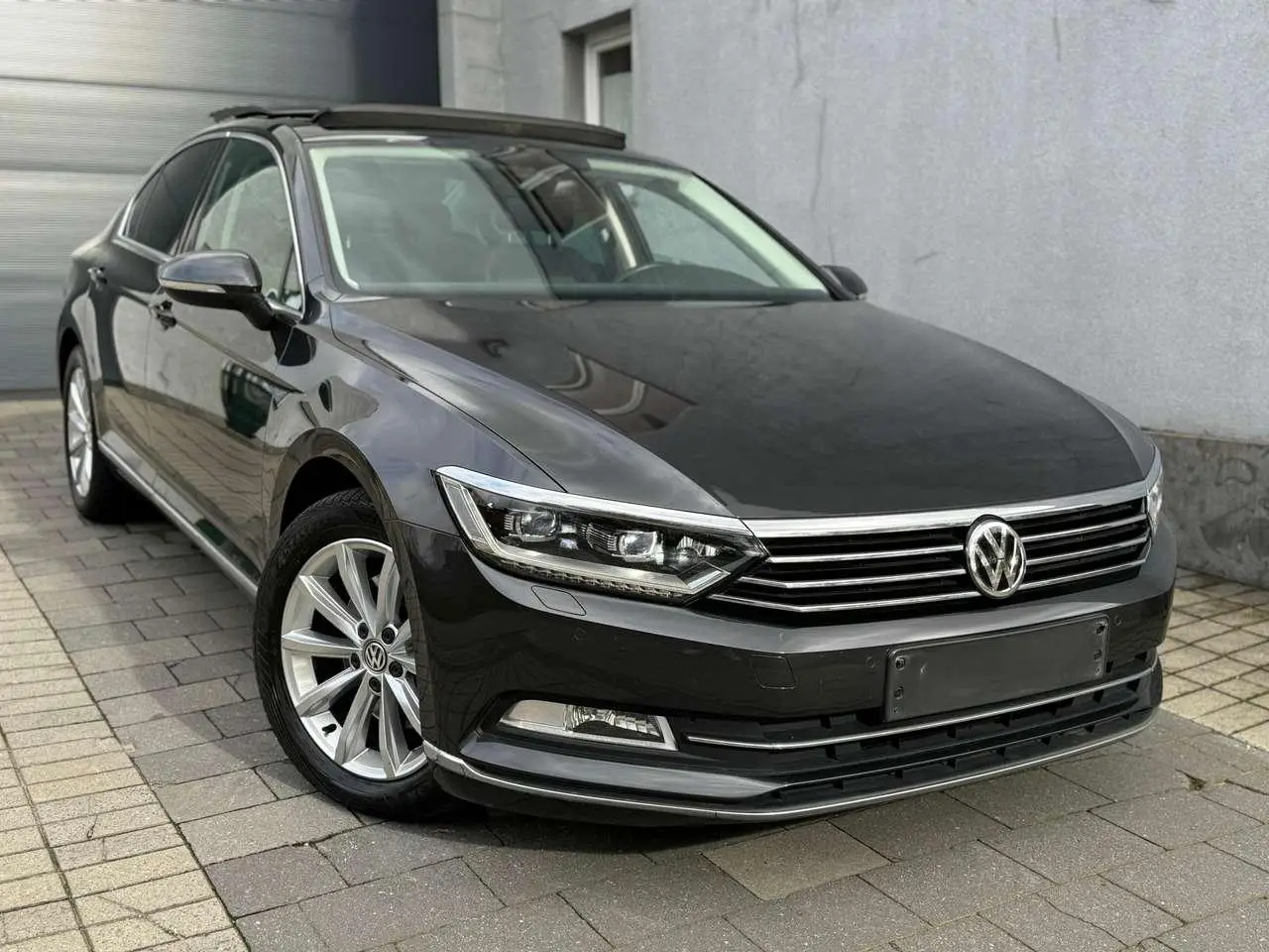 Photo 1 : Volkswagen Passat 2018 Diesel