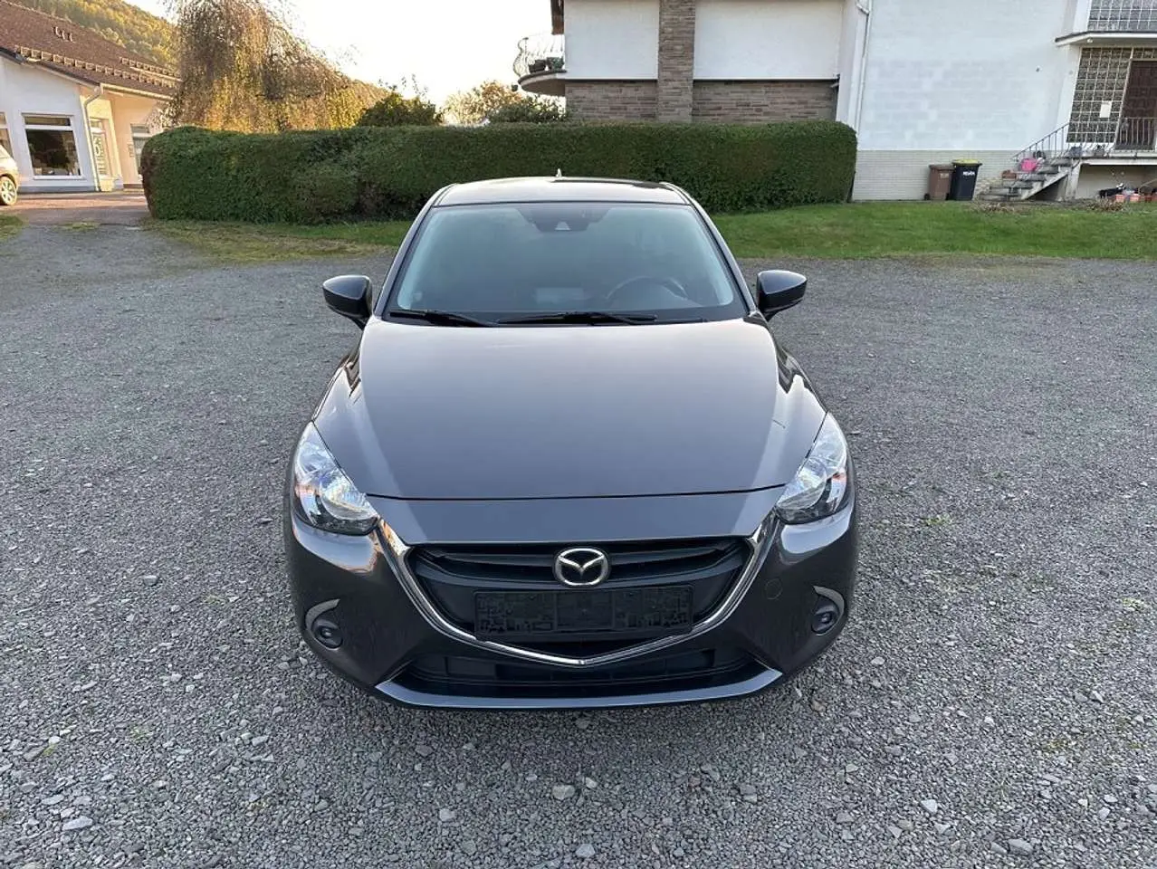 Photo 1 : Mazda 2 2018 Petrol