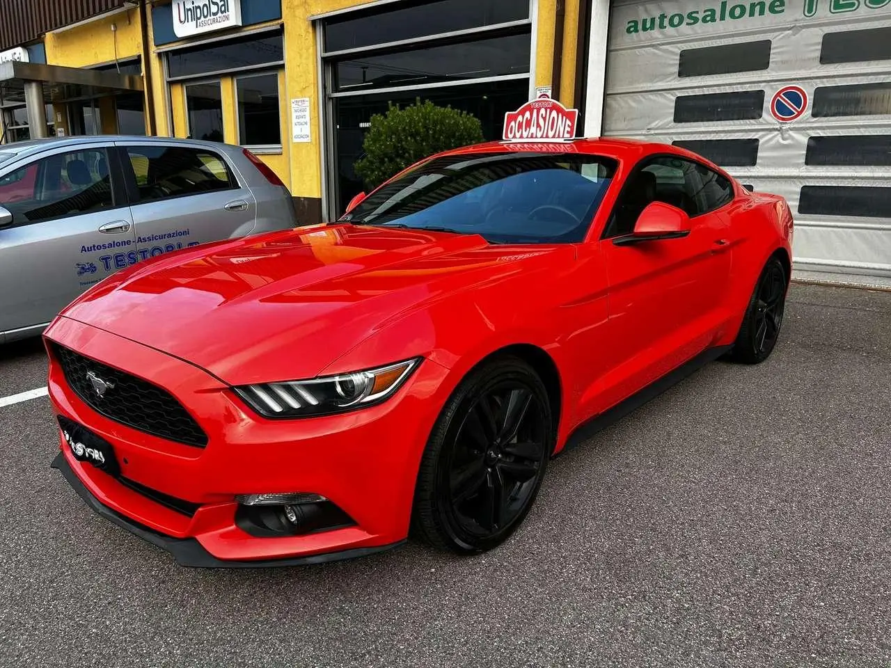 Photo 1 : Ford Mustang 2015 Petrol