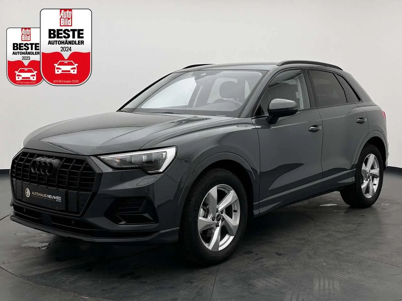 Photo 1 : Audi Q3 2024 Essence