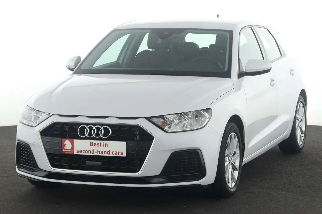 Photo 1 : Audi A1 2019 Essence