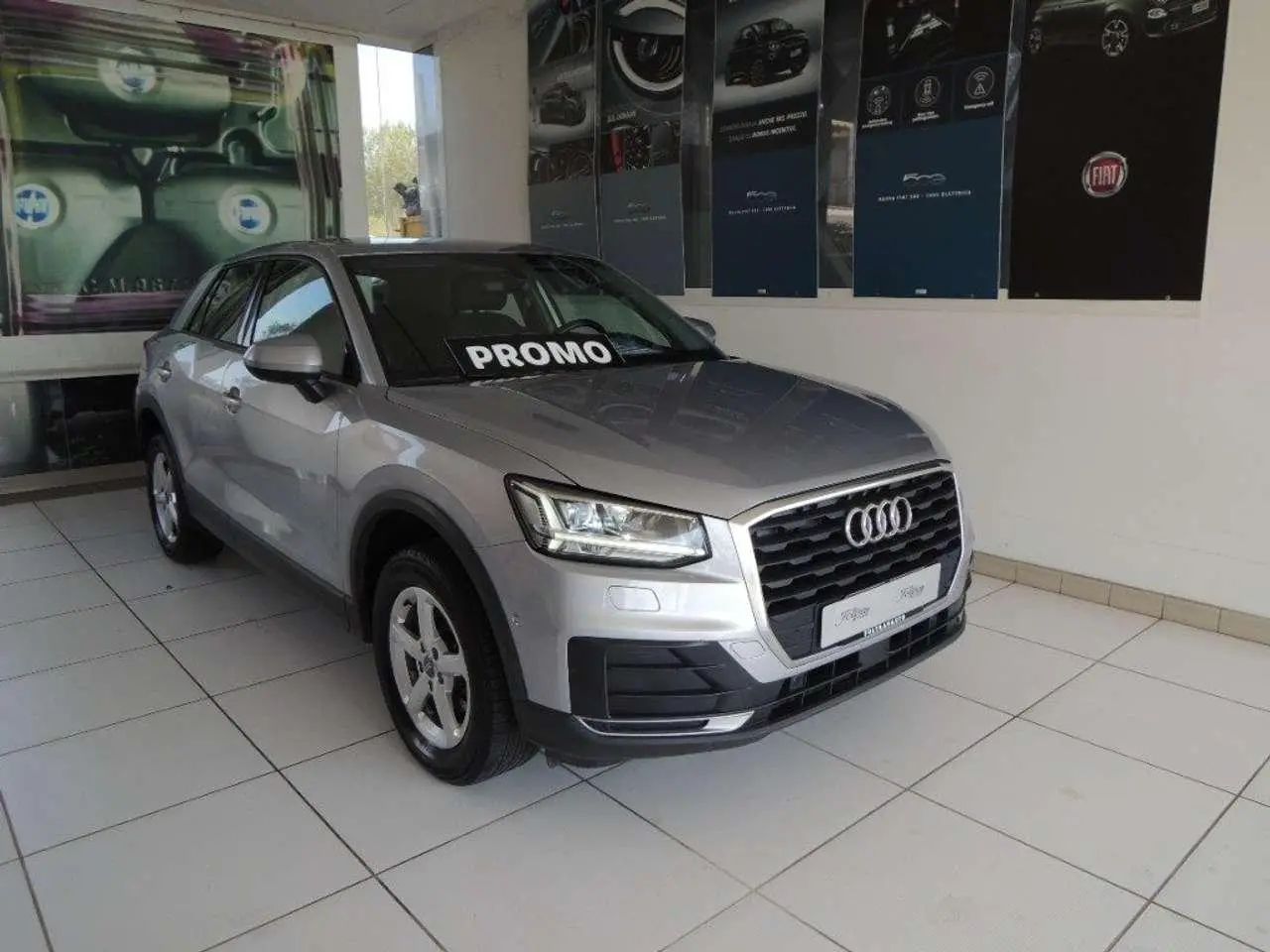 Photo 1 : Audi Q2 2019 Petrol