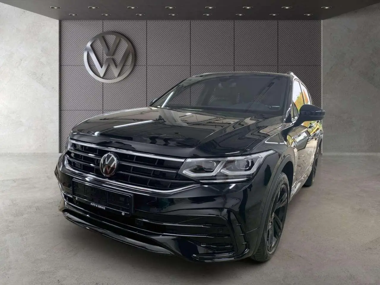 Photo 1 : Volkswagen Tiguan 2024 Essence