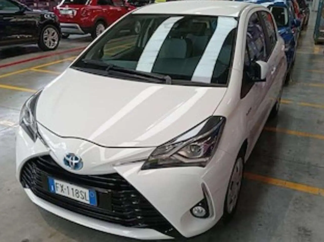 Photo 1 : Toyota Yaris 2019 Hybrid