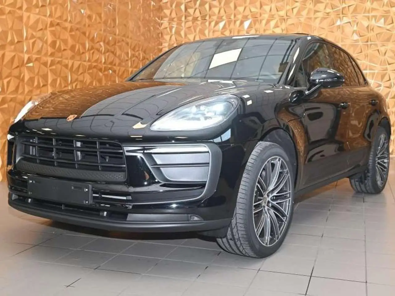 Photo 1 : Porsche Macan 2024 Petrol